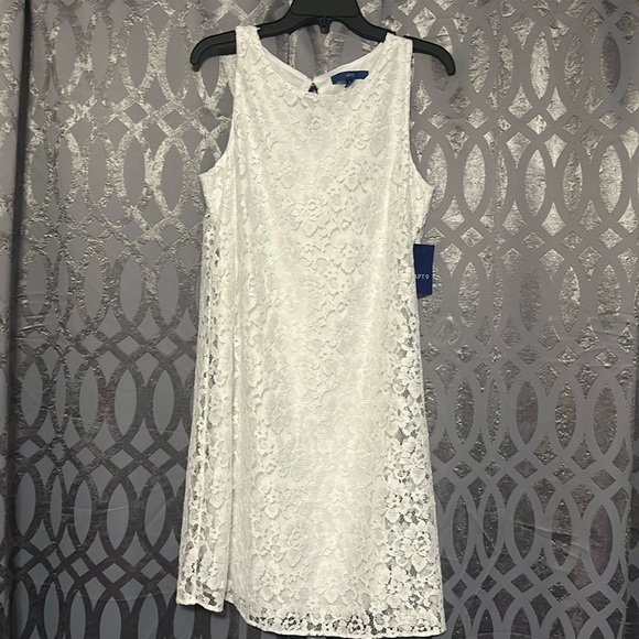 Nwt APT 9 lace dress size medium - Picture 2 of 10